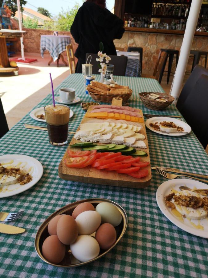 Hanna Koumi Boutique Hotel Kormakiti Kültér fotó